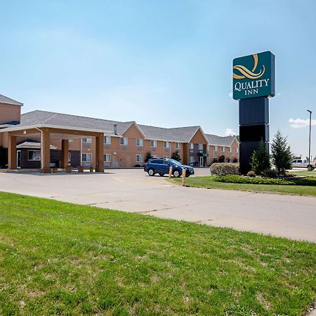 Quality Inn Huron Екстер'єр фото