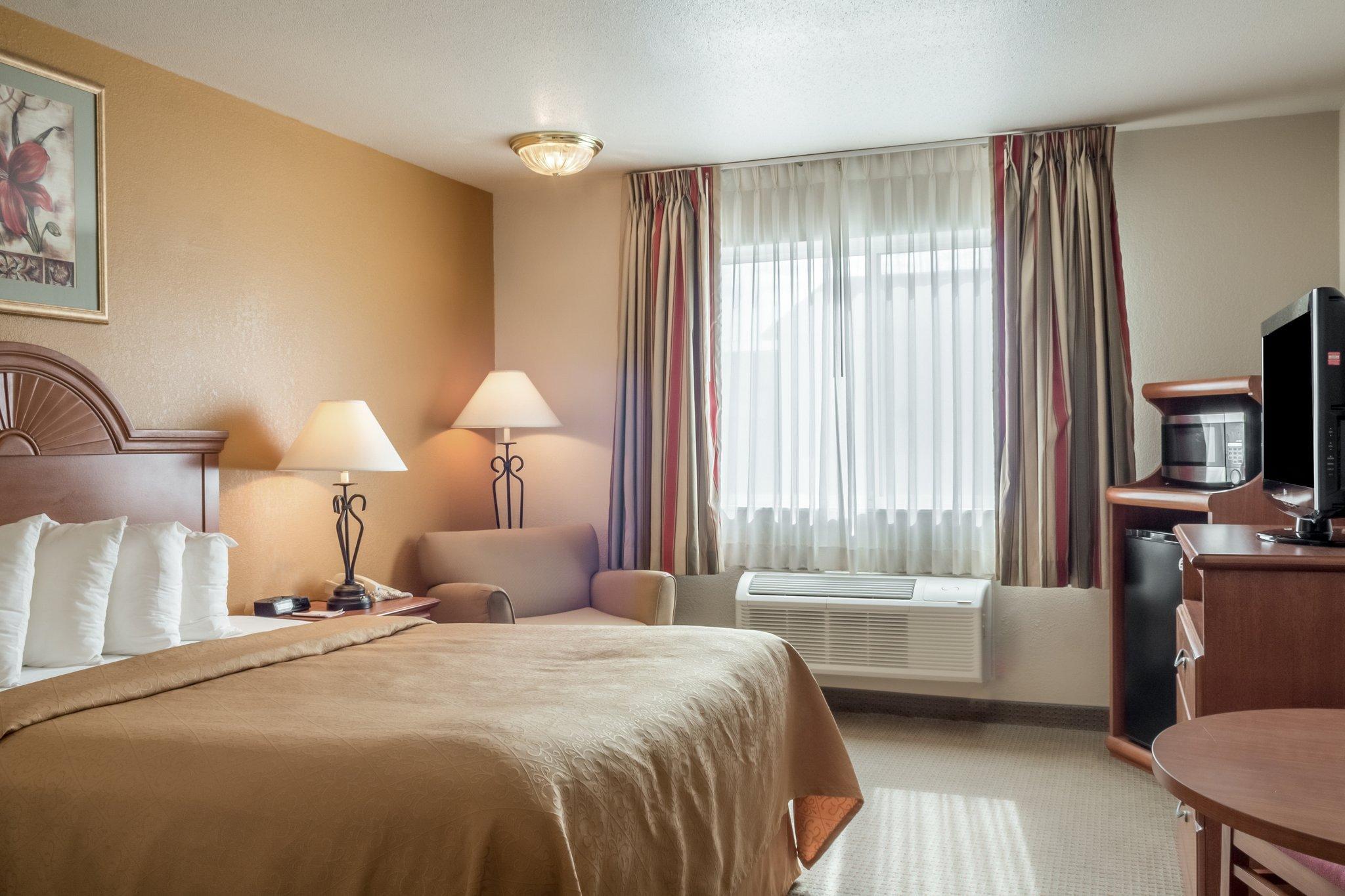 Quality Inn Huron Екстер'єр фото