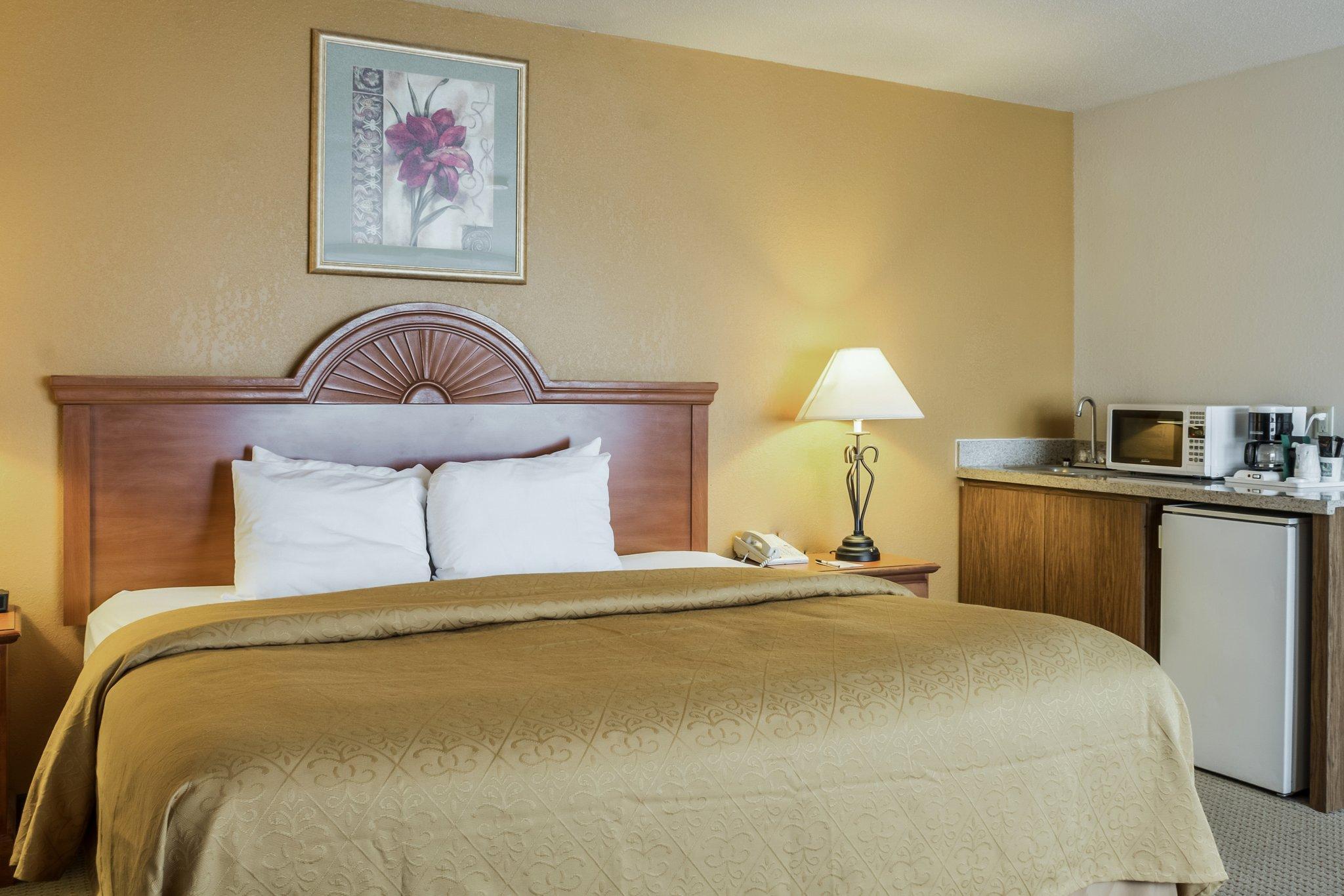 Quality Inn Huron Екстер'єр фото